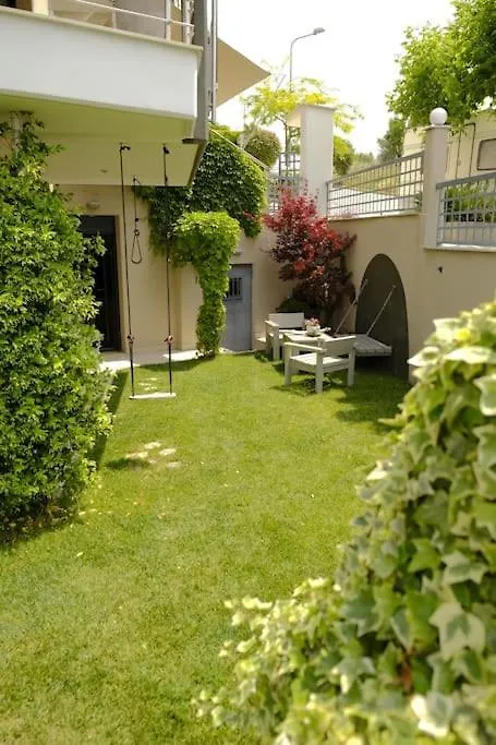 Apartment With Garden In Thessaloniki.  Thessaloniki